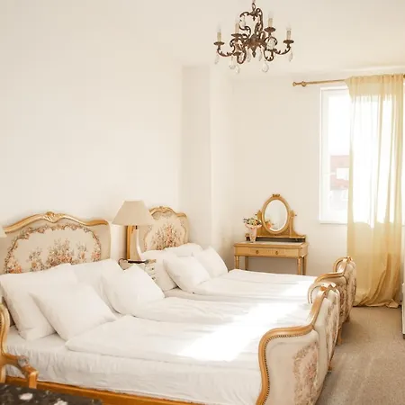 Bank Invest Apartmens - Old Town Prague