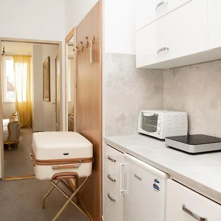 Bank Invest Apartmens - Old Town Prága