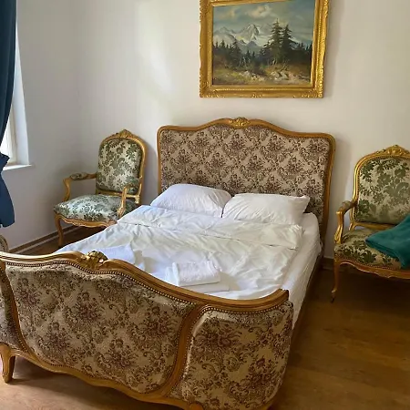 Bank Invest Apartmens - Old Town Appartement *