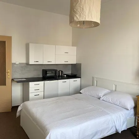 Bank Invest Apartmens - Old Town Prága