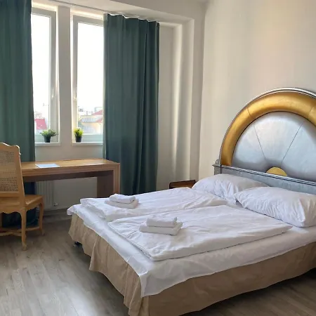 Bank Invest Apartmens - Old Town Apartman *